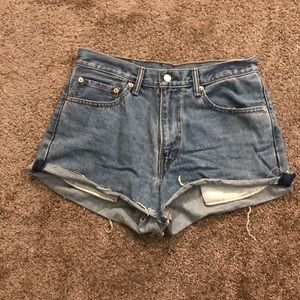 Levi’s 550 shorts